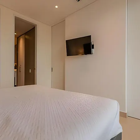 Lujoso Apto De 1 Hab En Piso 15 Edificio H2 *