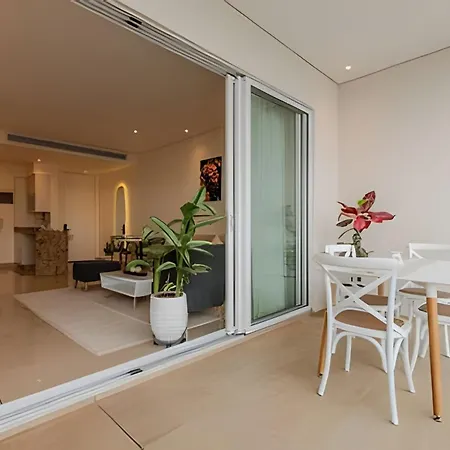 Lujoso Apto De 1 Hab En Piso 15 Edificio H2 Apartment *